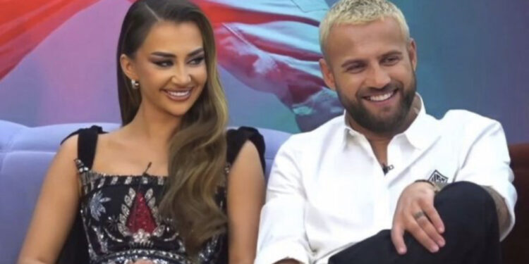 FOTO/ “Sinqerisht, realisht”, shprehjet që u bënë virale! Kiara surprizon ndjekësit me veprimin e fundit