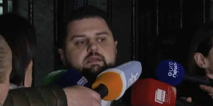 Gjykata vendosi për vulën, grupi i Alibejat: Të hënën regjistrohemi në KQZ