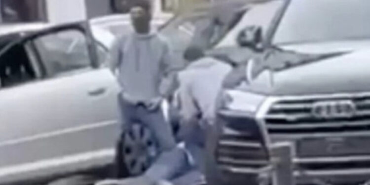 Me 30 kg drogë në makinë, arrestohet 42-vjeçari shqiptar në Gjermani