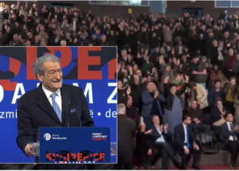 Berisha “elektrizon” sallën në Kavajë dhe bën premtimin e madh: Rrogat edhe mund të trefishohen