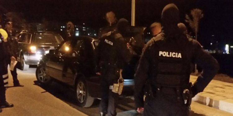Vjen reagimi i policisë! Kush janë dy personat që u qëlluan me plumba në Durrës?