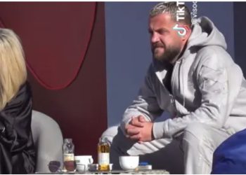 “Ëndrra jote u bë realitet”, mesazhi prekës i motrës së Luiz Ejllit, poston foton e të atit të ndjerë