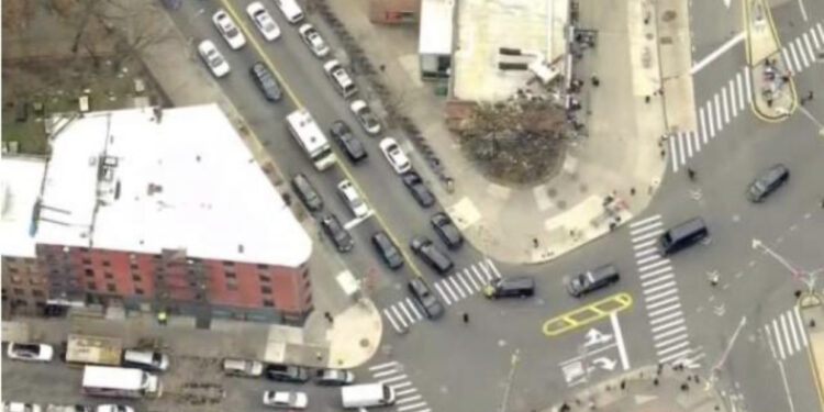 VIDEO| Trump deklarohet i pafajshëm, largohet nga gjykata me autokolonë të blinduar