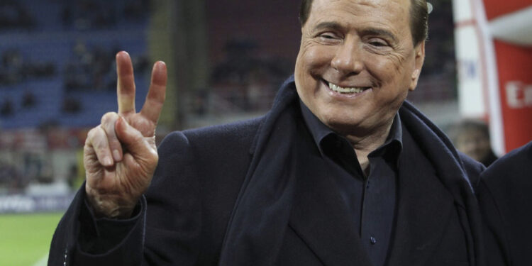 Berlusconi në gjendje kritike për jetën, zemra i funksionon mekanikisht!