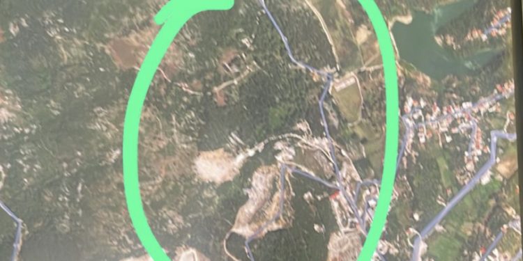 FOTO/ Në marrëveshje me Ndriçim Babasin,  a po futet “Victoria Investment” në guroret e Krujës?!