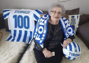 Ndahet nga jeta në moshën 102 vjeçare, “Nona Tirona”, bashkëshortja e Selman Stërmasi