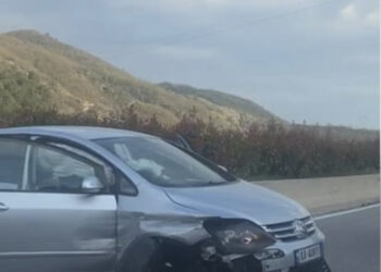 Aksident në autostradën Tiranë-Elbasan