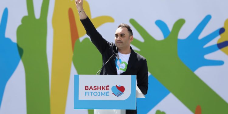 Belind Këlliçi flet si fitues në fushë: Transporti publik në Tiranë do të jetë falas