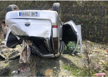 FOTO/ Makina bie në humnerë, të plagosurit në gjendje të rëndë