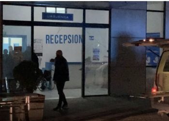 Aksident me vdekje në Poliçan, makina plot me njerëz bie nga lartësia!