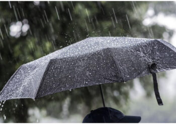 “Mos harroni çadrat”, vranësira dhe reshje gjatë ditës së sotme