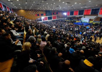 Pritje madhështore Berishës, Elbasani fiton me Luçiano Boçin