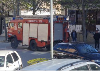 FOTO-VIDEO/ Shpërthim i fuqishëm në Pogradec, “fluturojnë” dritaret