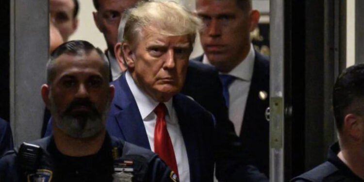 A do të shkojë në burg dhe a mund të kandidojë për President? Ja çfarë pritet të ndodhë me Trump