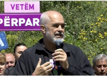 VIDEO/ E di mirë që nuk e fiton dot Shkodrën, Rama godet shkodranët nga Gjirokastra: Janë të verbër