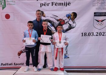 FOTO/ “Bijtë e Shqipes” sërish medalje, kampion kombëtarë me 23 trofe!