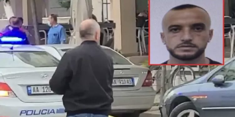 10 mijë Euro për kokën e killerit që vrau djalin në sy të të atit duke pirë kafe