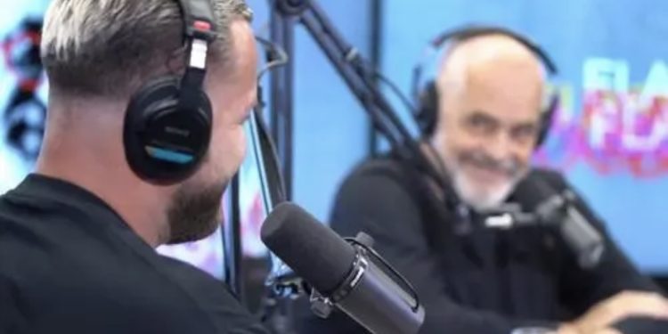 ‘Telefonova këdo, biznesmenë, drejtues mediesh, politikanë…’, përballja e parë mes Ramës dhe Ejllit