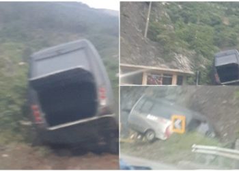 Aksident në aksin Elbasan-Librazhd, furgoni del nga rruga