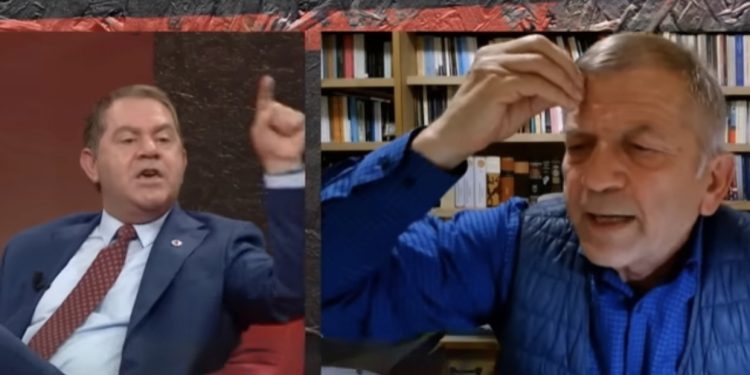 VIDEO/ Sherr për Belerin, Shpëtim Idrizi braktis emisionin pas ndërhyrjes së Panajot Barkës: Nuk jam niveli i tij