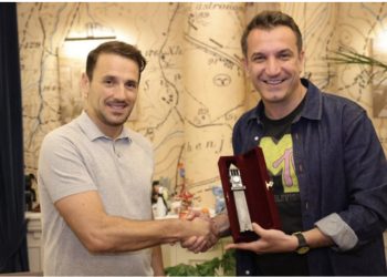 Niko Vertis në Tiranë, Veliaj i ‘zbulon’ sekretin dhe mbiemrin shqiptar: Është arvanitas…