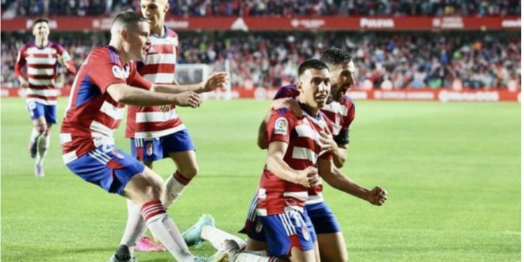 FANTASIKE/ Granada rikthehet në elitën e futbollit spanjoll si kampione, UZUNI fiton këpucën e artë