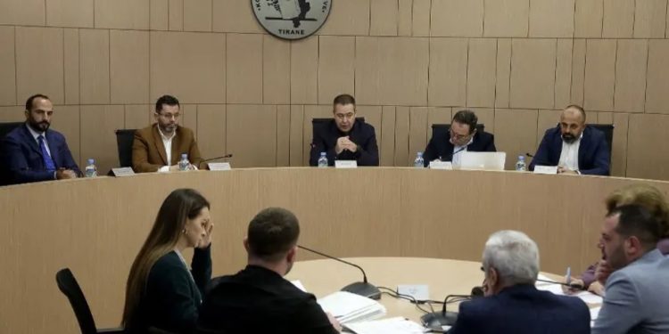 Një tjetër parti politike ankimim në KAS: Na u vodhën votat!