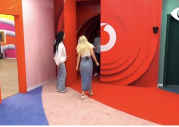 VIDEO/ Bie zilja! Hyrje surprizë dhe zarf brenda shtëpisë së “Big Brother”