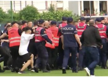 Dhunuan arbritrat në ndeshjen më Bylisin/ Disiplina me ‘dorë të hekurt’, ‘masakron’ Tiranën për ndeshjen e fundit!