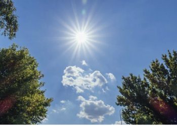 Rritje temperaturash dhe diell, parashikimi i motit për sot