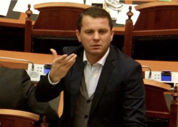 “A ka mundësi një minutë?“/ Kush donte ta vriste ish-deputetin e PS-së?
