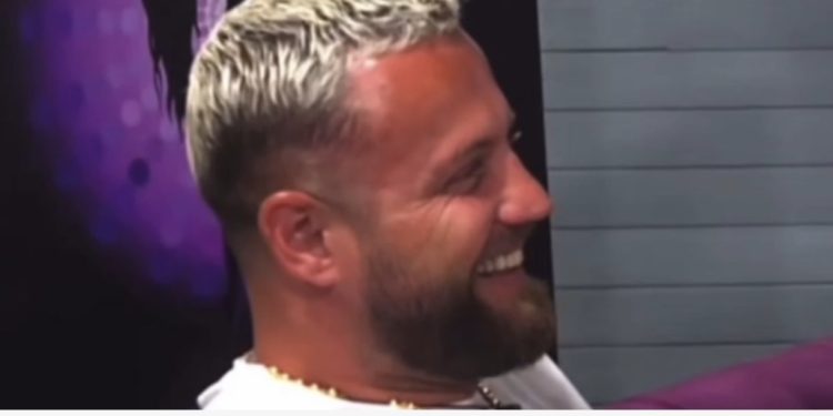 Pas festës së çmendur me striptistet, Luizi ka një mesazh për Kiara Titon