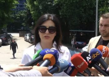 Jozefina Topalli: Berisha nuk duhet ta japë dorëheqjen