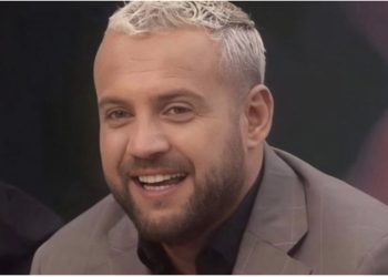 VIDEO-Luizi takohet me gjyshin e Kiarës