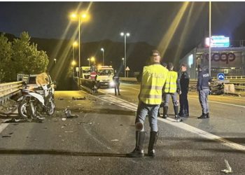 Tjetër tragjedi në Itali, nënë e bir ndërrojnë jetë në aksidentin e rëndë