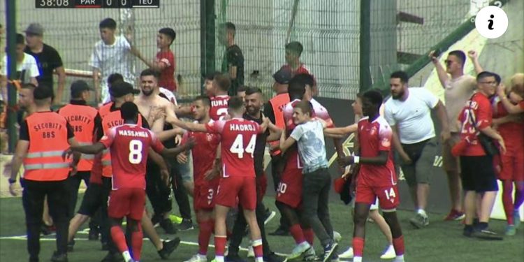 LIVE PARTIZANI-TEUTA/ Shpërthen festa e të kuqve, Rrapaj u jep avantazhin