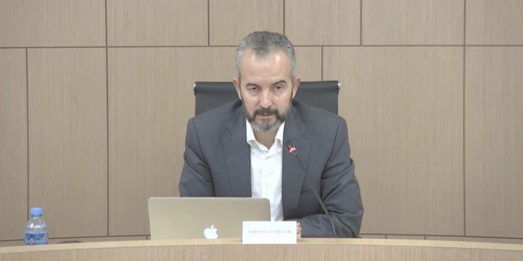 Pajisjet gati/ Celibashi: Në 14 Maj në tre bashki fituesi del për 30 minuta