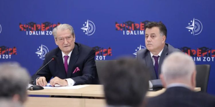 “Ç’punë ke ti?!”/ Berisha: Balluku thirri vëllanë e kandidatit! Bajri terror në Shkodër