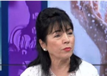 Pse shqiptarët në komunizëm laheshin vetëm një herë në javë, të dielave? Mësuesja pensioniste tregon arsyen