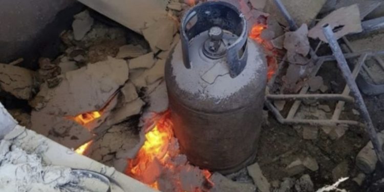 Shpërthen bombola brenda në shtëpi! Tre të plagosur