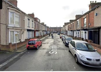 Kapet në një ‘fermë’ kanabisi, i riu shqiptar dënohet me 9 muaj burg në Britani