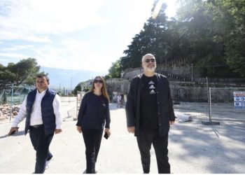 Rama vazhdon turin e falënderimeve në Gjirokastër, viziton edhe Lazaratin që nuk e votoi