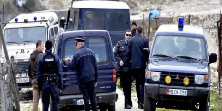 Krim në familje në Elbasan! 58-vjeçari vret kunatën me sëpatë