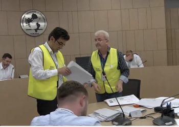 VIDEO/ Të burgosurit i dhanë fitoren socialistit! Hapen kutitë në Rrogozhinë