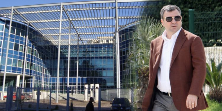 SPAK lëshon urdhër-arresti për Vangjush Dakon dhe 9 ish-zyrtarë të Bashkisë së Durrësit