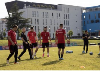 Kuqezinjtë zhvillojnë stërvitjen e parë, lojtarët që u vunë nën urdhrat e Silvinjos