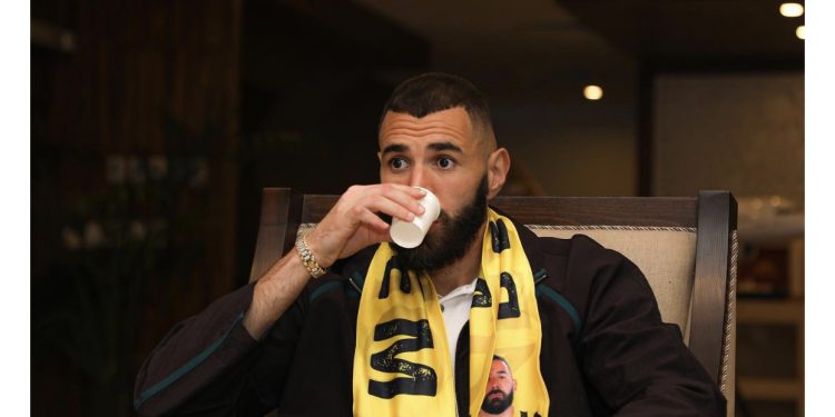 Zgjodhi Arabinë Saudite, Benzema tregon motivet: Unë jam mysliman dhe jam në vendin tim