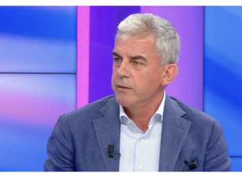 Kaosi brenda PD-së së vulës! Vjen reagimi i parë i Hoxhës pas dorëheqjes