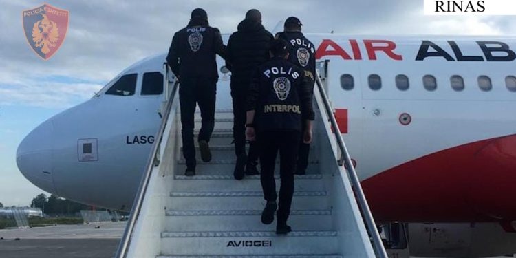 EMRAT/ Vrasje dhe lidhje me kompaninë që ka me koncesion inceneratorin e Fierit, ekstradohen dy shqiptar nga Greqia dhe Gjermania