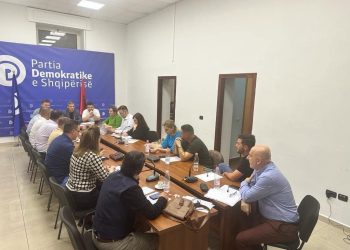 Çarja e tretë/ Lista e deputetëve që bojkotuan Kryesinë e PD-së së Vulës